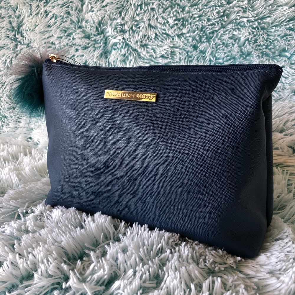 Tender Love + Carry Travel Bag